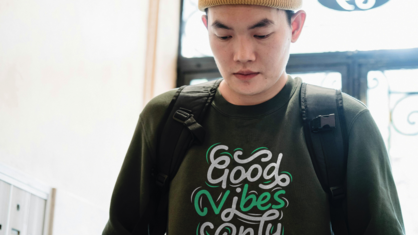 Crewneck Sweatshirts Gallery 5